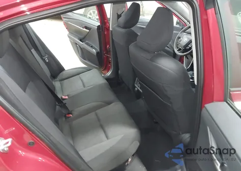 2025 Toyota Camry Le z USA, uszkodzony, nr VIN 4T1DAACK7SU041752